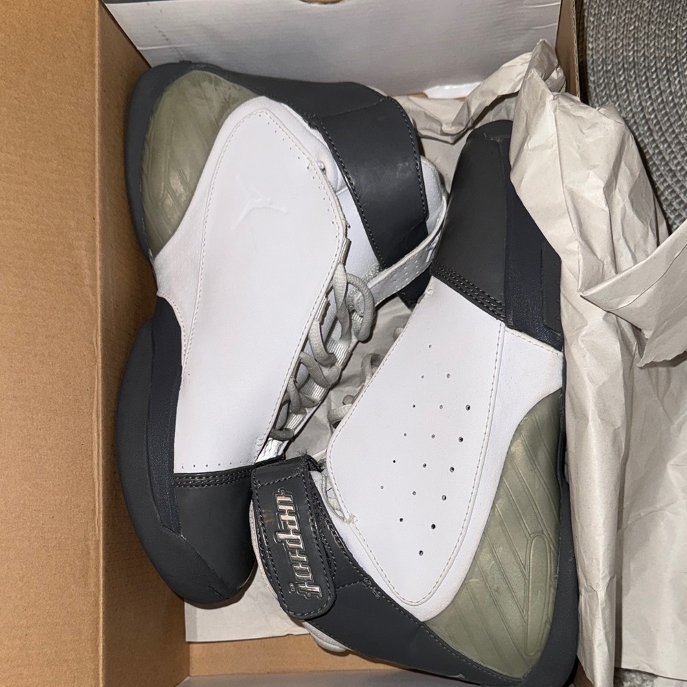 Jordan Team Strong Shoe